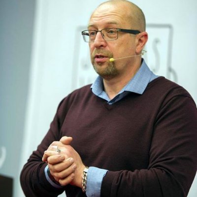Seminaras. „Nemoki viešai kalbėti – stok į kampą!“